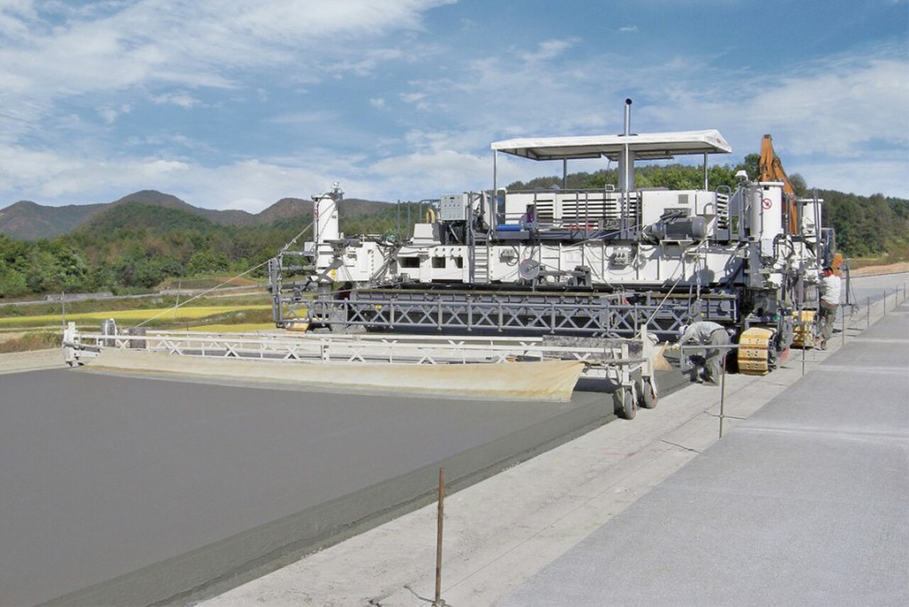 Rigid Concrete Highways, Airport Taxiways & Pavements